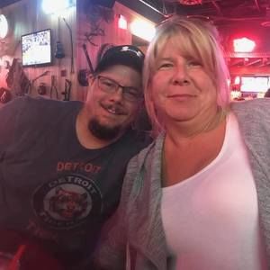 Meet your Posher, Cindy